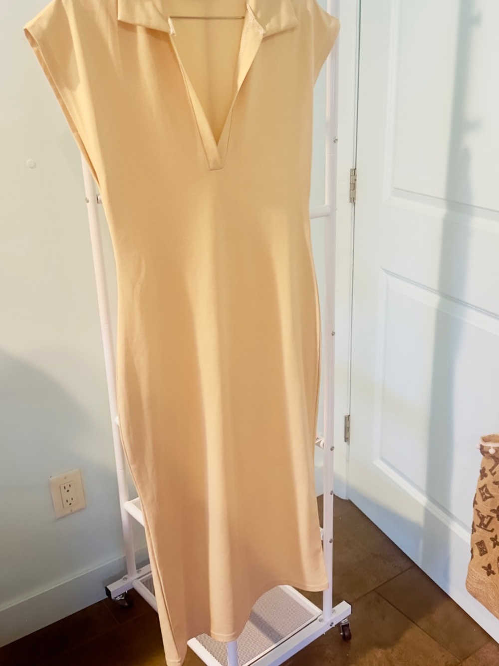 Sleeveless V-Neck Cream Shift Dress